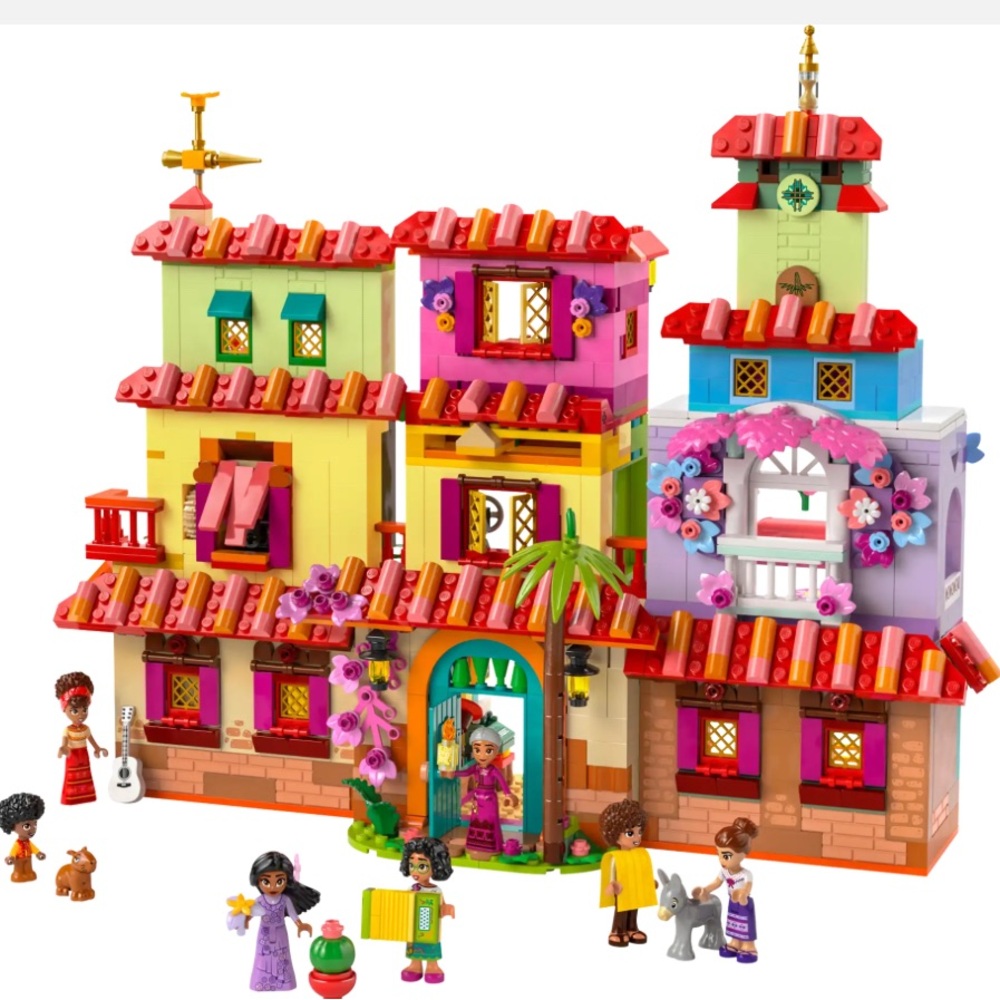 The Magical Madrigal House Lego 1560 pieces